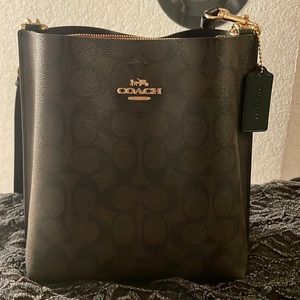 Coach purse! Traditional brown with red insides!